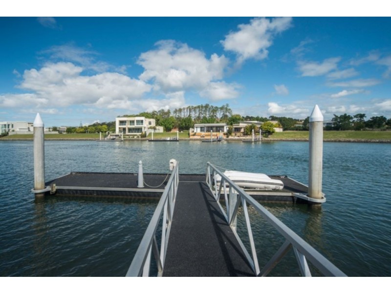 2002 The Circle, Sanctuary Cove QLD 4212