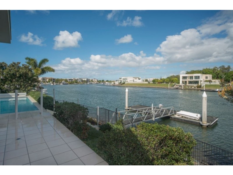 2002 The Circle, Sanctuary Cove QLD 4212