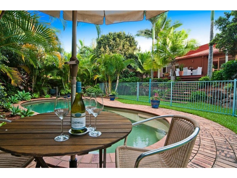 38 Arun Drive, Arundel QLD 4214