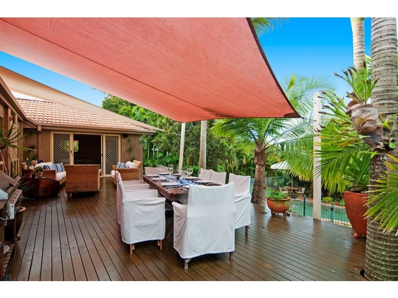 38 Arun Drive, Arundel QLD 4214