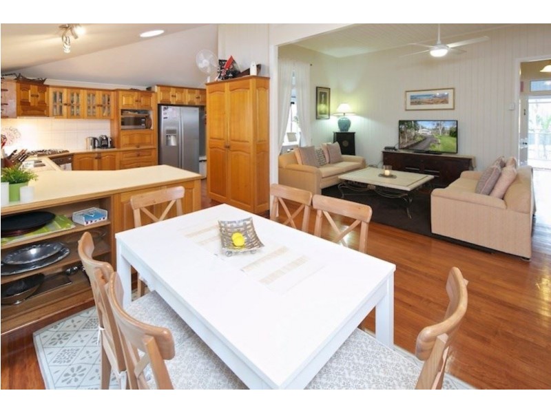 86-92 Crescent Avenue, Hope Island QLD 4212