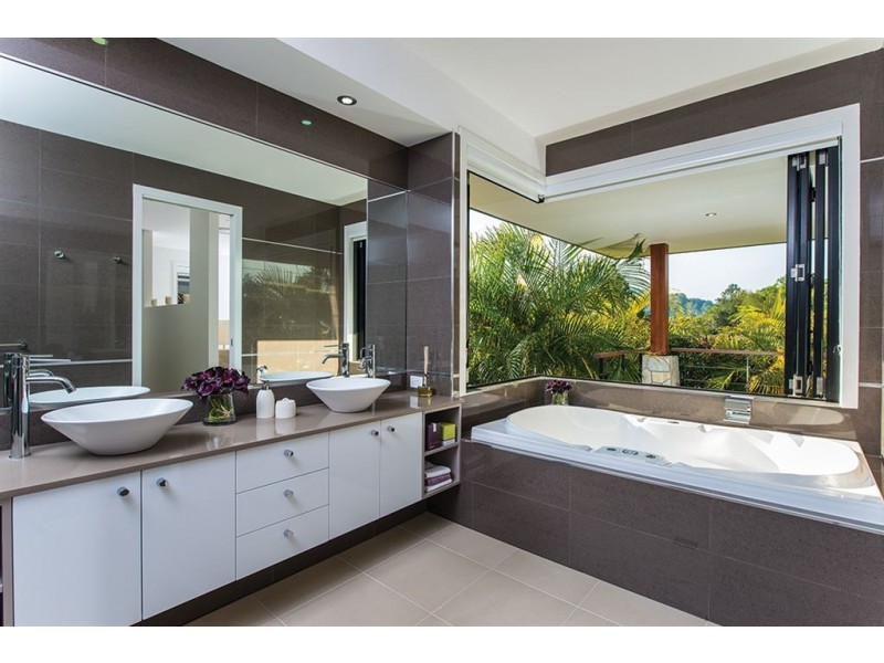 1 Vita Bella Court, Currumbin Valley QLD 4223