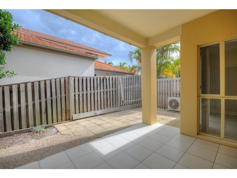 1/35 Bayswater Ave, Varsity Lakes QLD 4227