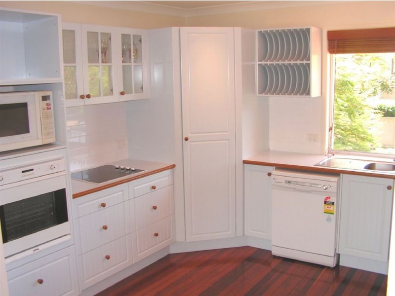 7 Karina Cres, Broadbeach Waters QLD 4218