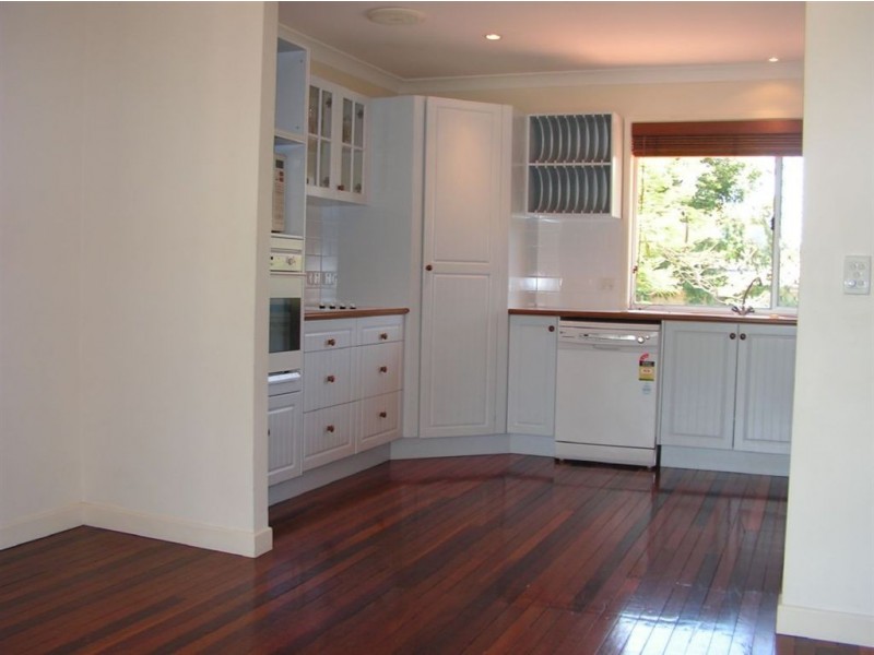 7 Karina Cres, Broadbeach Waters QLD 4218