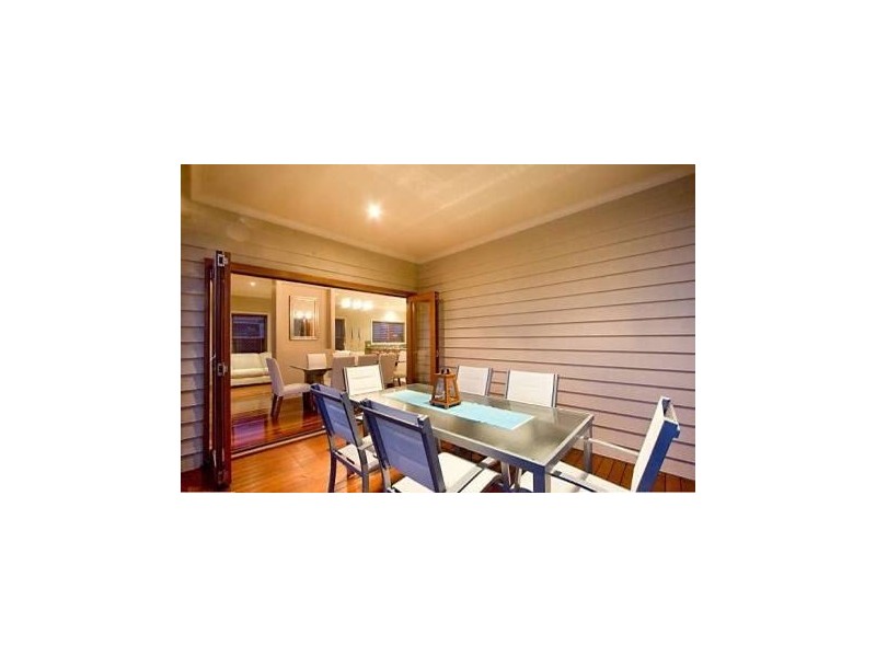 71 Azzurra Drive, Varsity Lakes QLD 4227