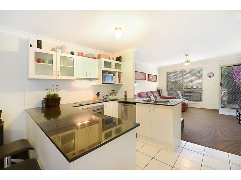 2/52 William Street, Southport QLD 4215