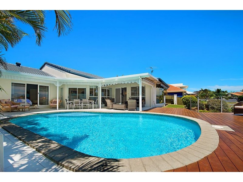112 Port Jackson Boulevard, Clear Island Waters QLD 4226
