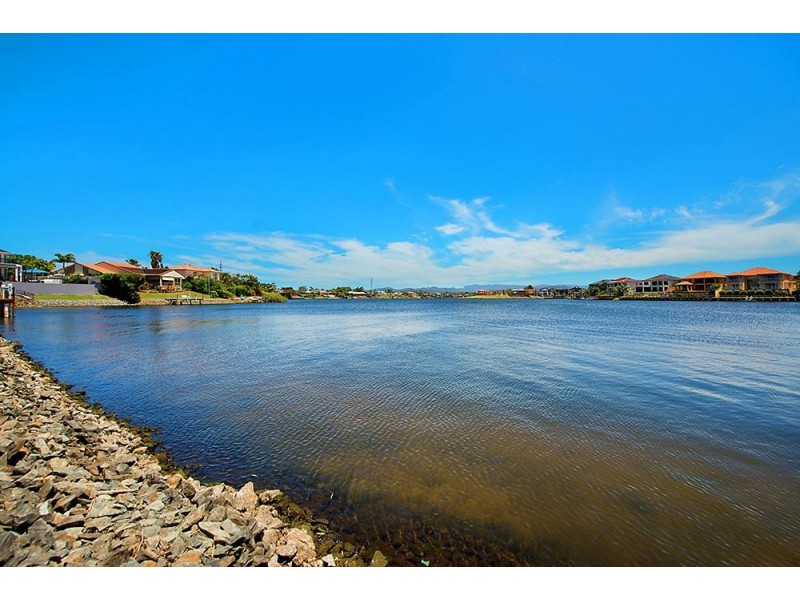 112 Port Jackson Boulevard, Clear Island Waters QLD 4226