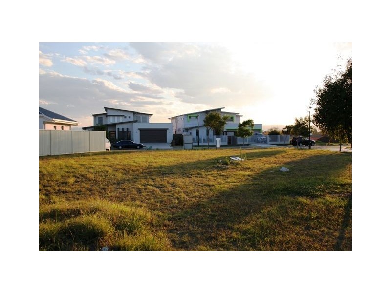 23 Palladium Boulevard, Hope Island QLD 4212