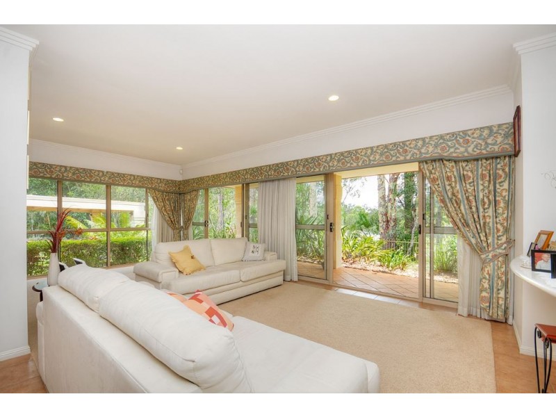 16 Waterwood Court, Arundel QLD 4214