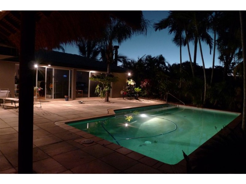 30 Karina Cres, Broadbeach Waters QLD 4218