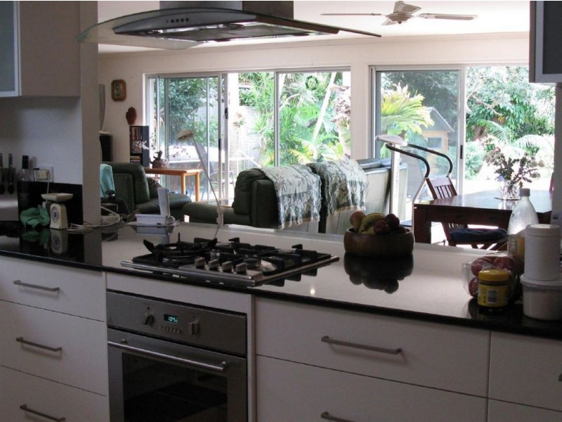 30 Karina Cres, Broadbeach Waters QLD 4218