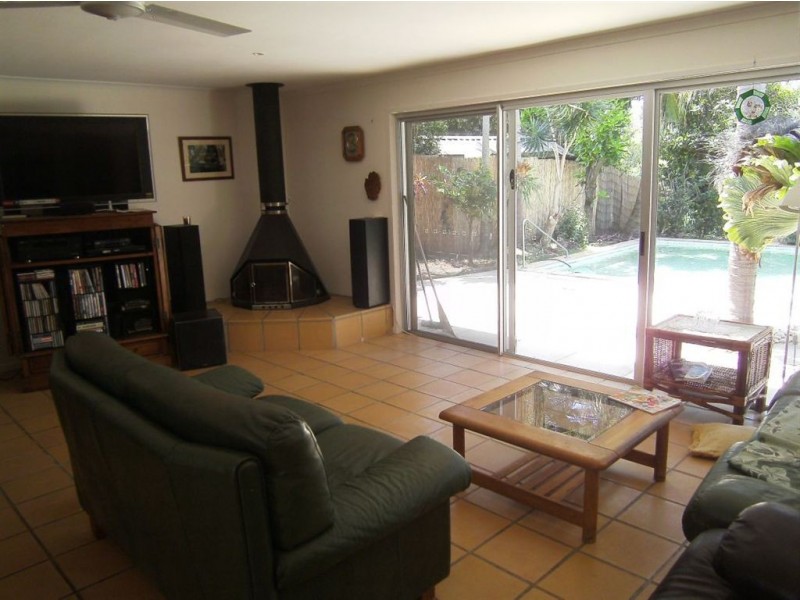 30 Karina Cres, Broadbeach Waters QLD 4218