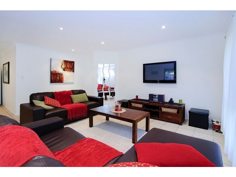 4 Woodswallow St, Jacobs Well QLD 4208