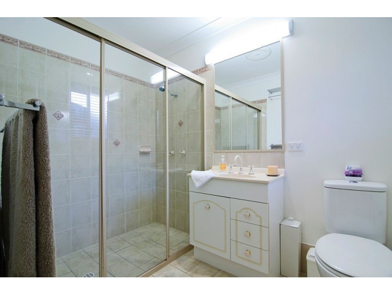 4 Woodswallow St, Jacobs Well QLD 4208