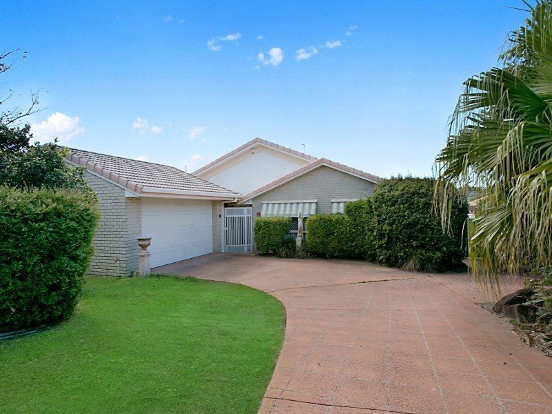 15 Tullamarine Drive, Robina QLD 4226