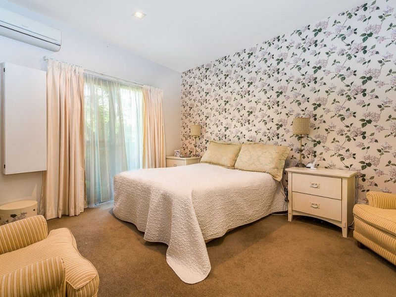 31 Avanti Street, Mermaid Waters QLD 4218