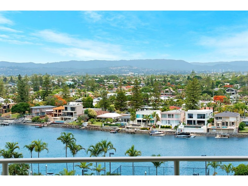 18 Fern Street, Surfers Paradise QLD 4217