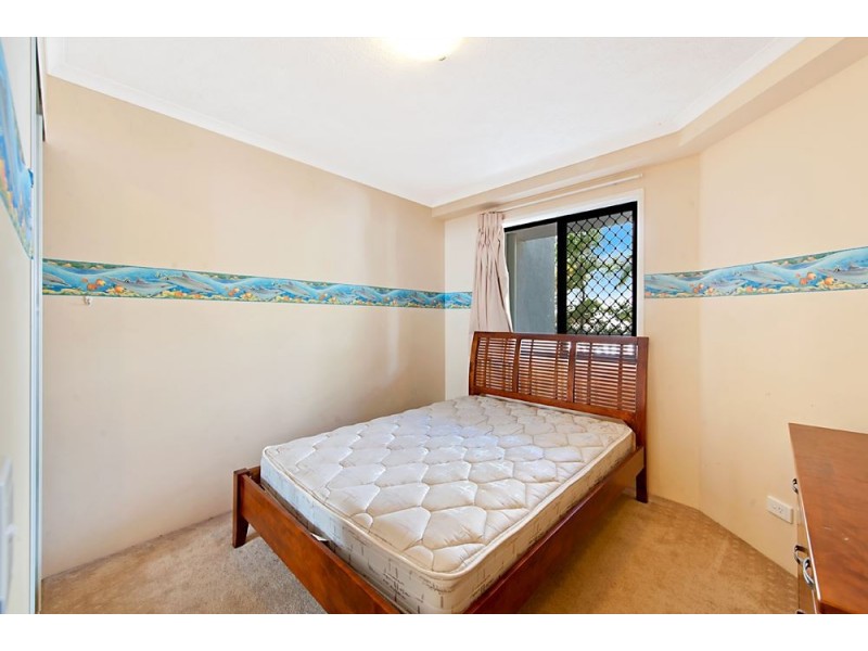 2/13 Johnston Street, Southport QLD 4215