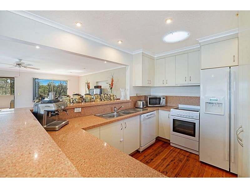 72 Jacaranda Avenue, Hollywell QLD 4216