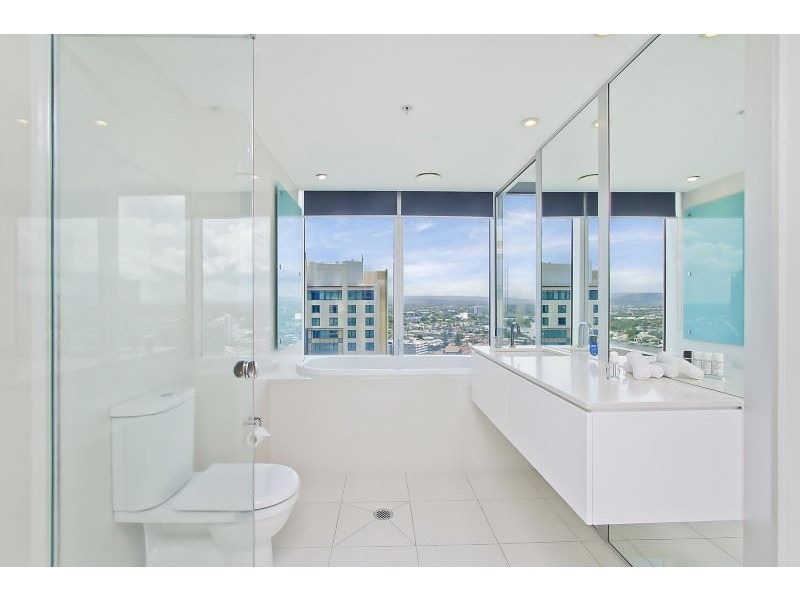 9 Hamilton Ave, Surfers Paradise QLD 4217