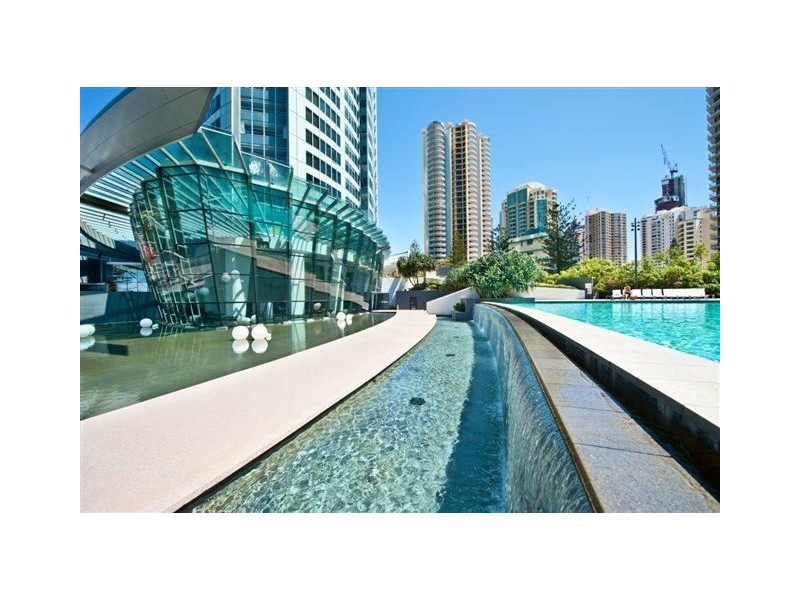 9 Hamilton Ave, Surfers Paradise QLD 4217