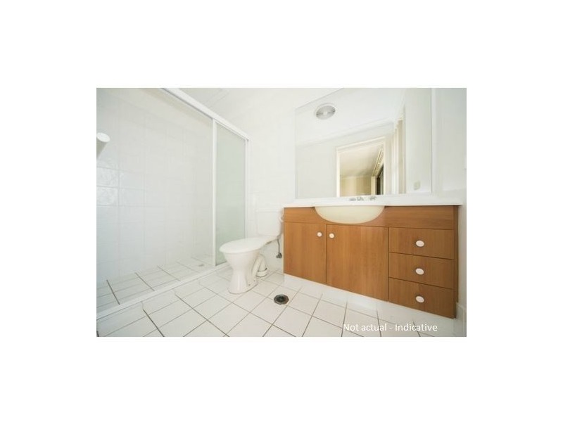 802/2 Gentian Drive, Arundel QLD 4214