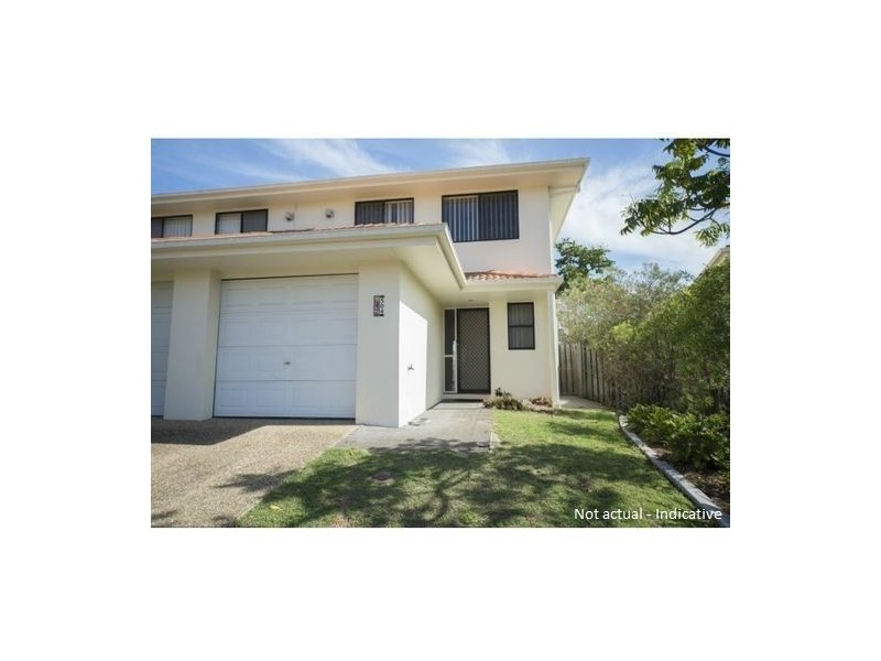 802/2 Gentian Drive, Arundel QLD 4214