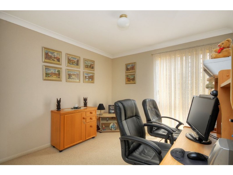 81 Coronet Crescent, Burleigh Waters QLD 4220