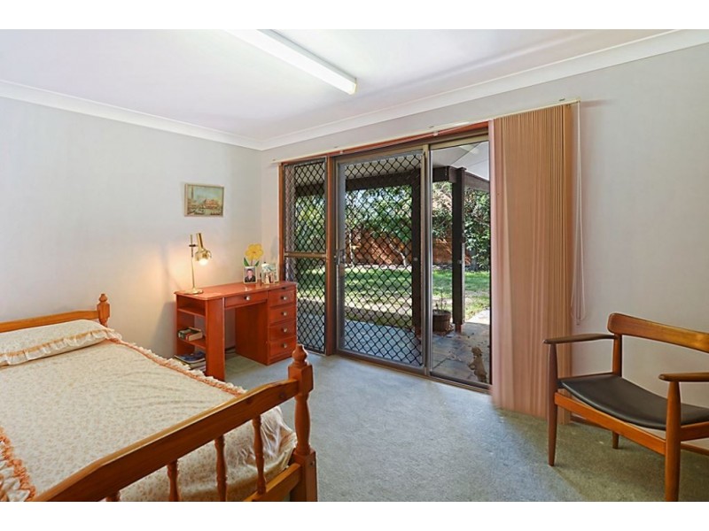 39 Lindsay Parade, Paradise Point QLD 4216