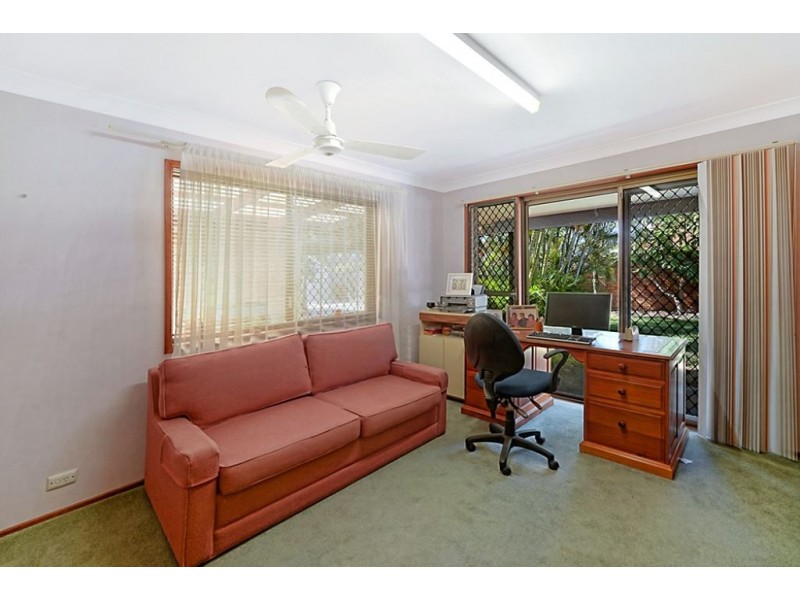 39 Lindsay Parade, Paradise Point QLD 4216
