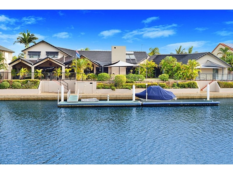 42 Midnight Court, Runaway Bay QLD 4216