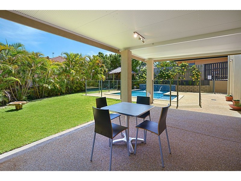 4 Majorca Crescent, Varsity Lakes QLD 4227