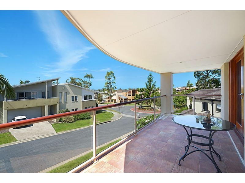 4 Majorca Crescent, Varsity Lakes QLD 4227