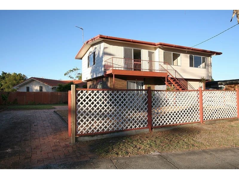 167 Nobby Parade, Miami QLD 4220