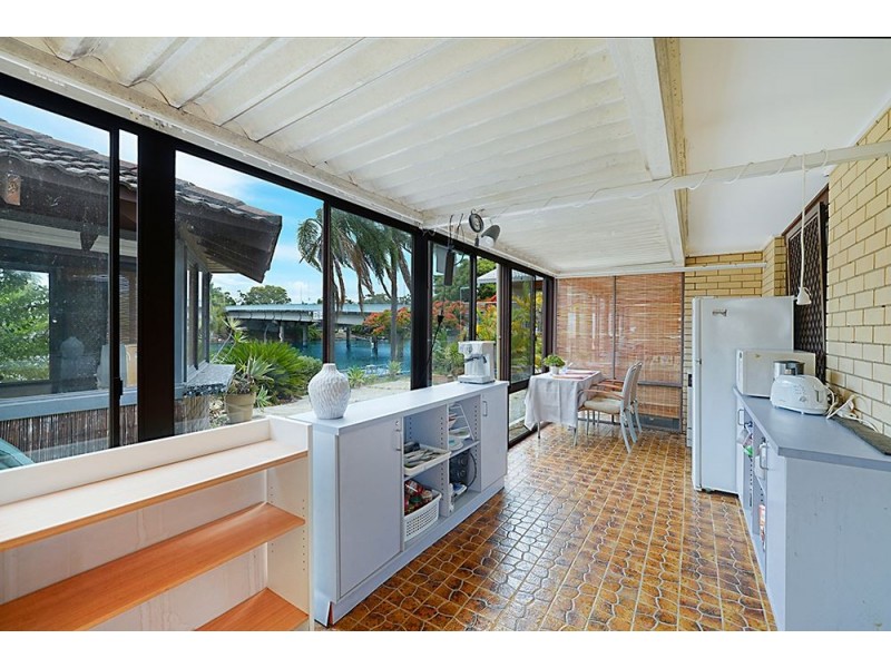 Isle Of Capri QLD 4217