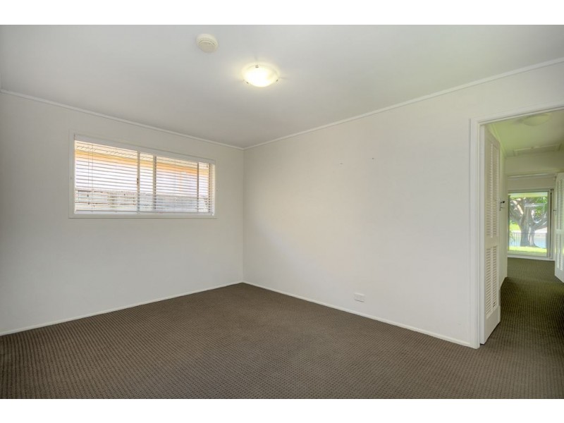 207-209 Monaco Street, Broadbeach Waters QLD 4218