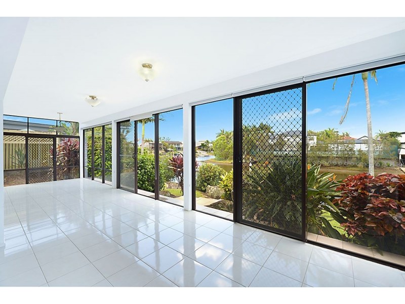 27 Gregory Drive, Carrara QLD 4211