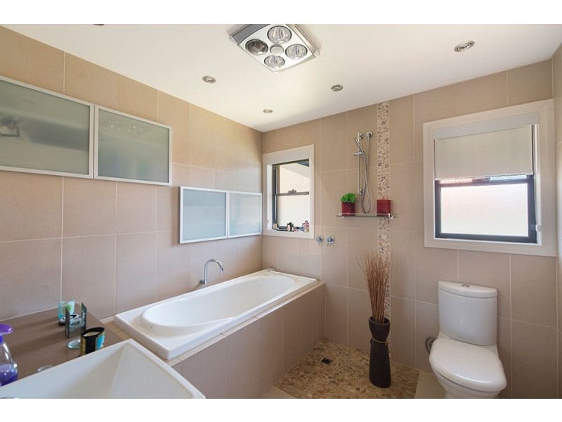 22 Magellan Avenue, Hollywell QLD 4216