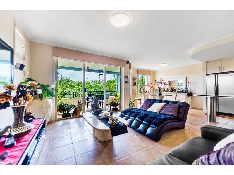 1057/1 The Cove, Carrara QLD 4211