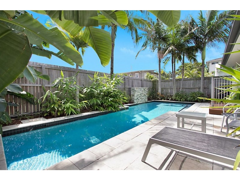 66 Seagull Avenue, Mermaid Beach QLD 4218