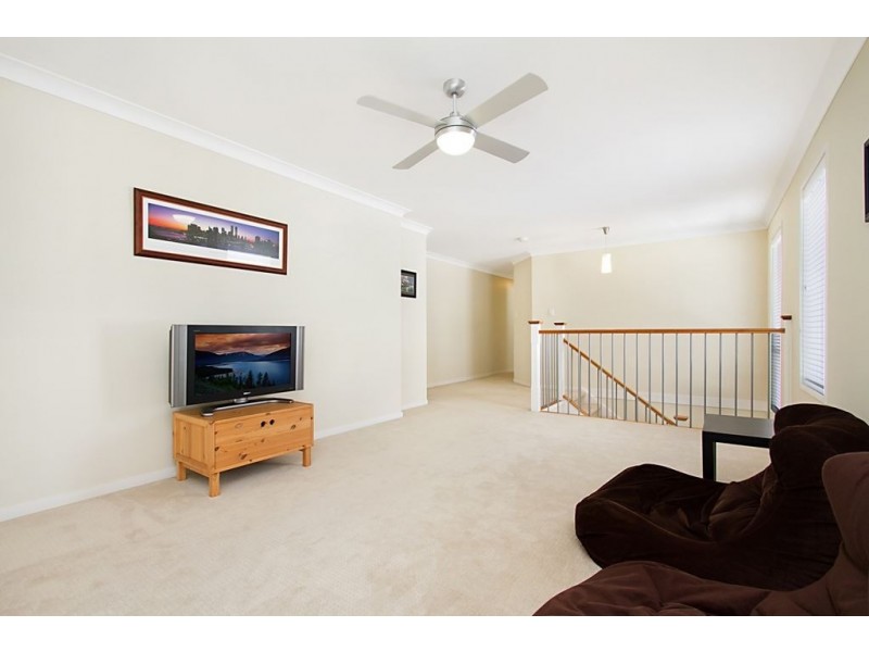 66 Seagull Avenue, Mermaid Beach QLD 4218