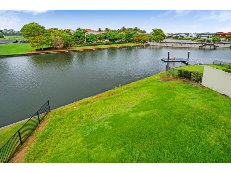 7423 Ellensbrook Drive, Hope Island QLD 4212