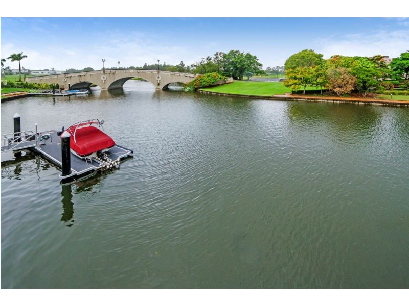 7423 Ellensbrook Drive, Hope Island QLD 4212