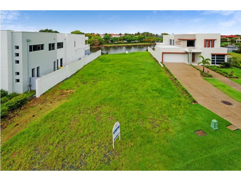 7423 Ellensbrook Drive, Hope Island QLD 4212