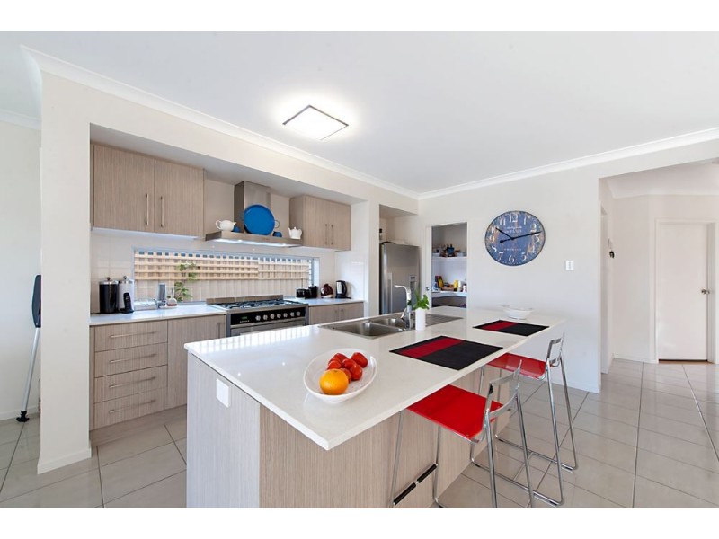Hope Island QLD 4212