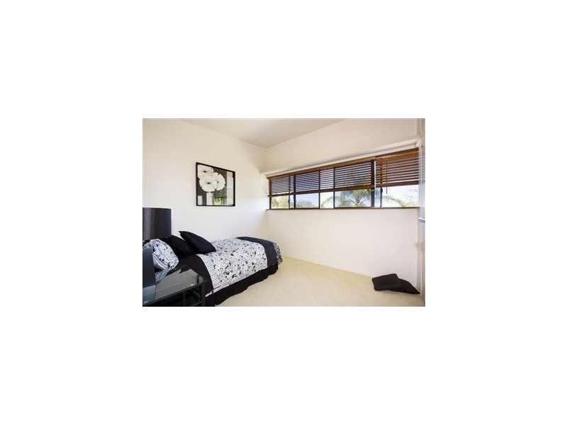 9/28 Rudd Street, Broadbeach Waters QLD 4218