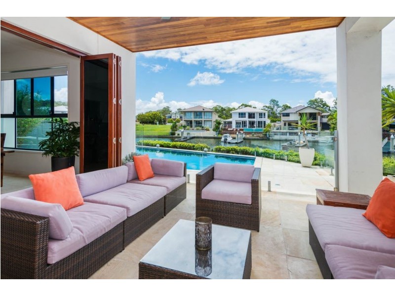 15 North Quay Drive, Biggera Waters QLD 4216