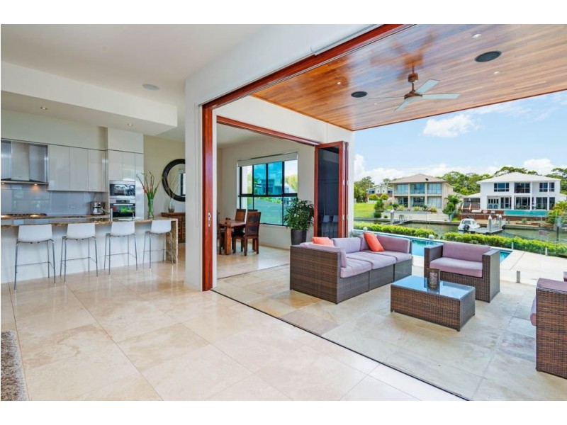 15 North Quay Drive, Biggera Waters QLD 4216